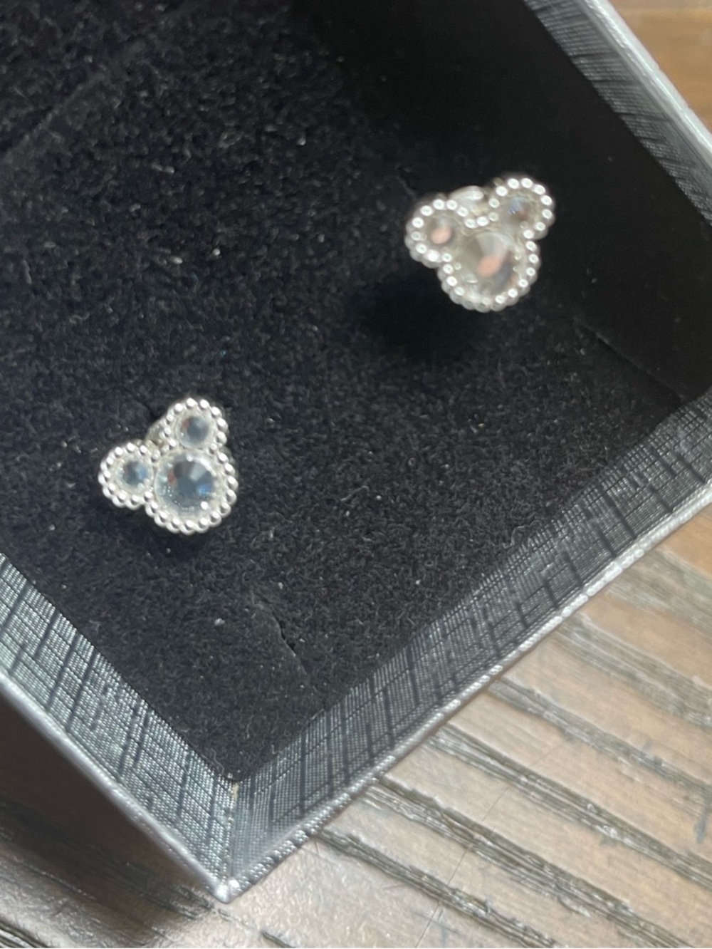 Disney Mickey Mouse Stud Earrings Silver Tone Crystal Halo Classic Icon